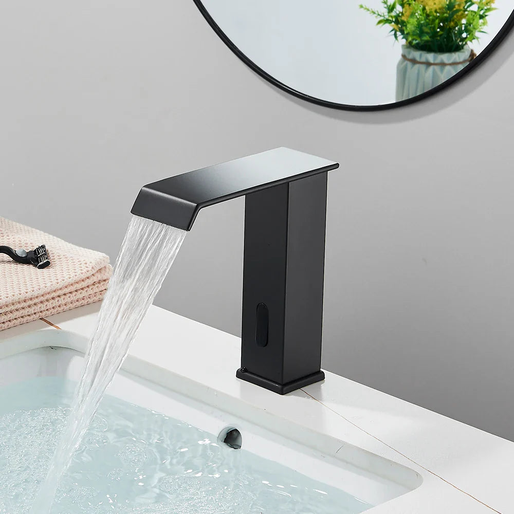 Torneira para Banheiro com Sensor Touch Modelo Nexus - Neohousi