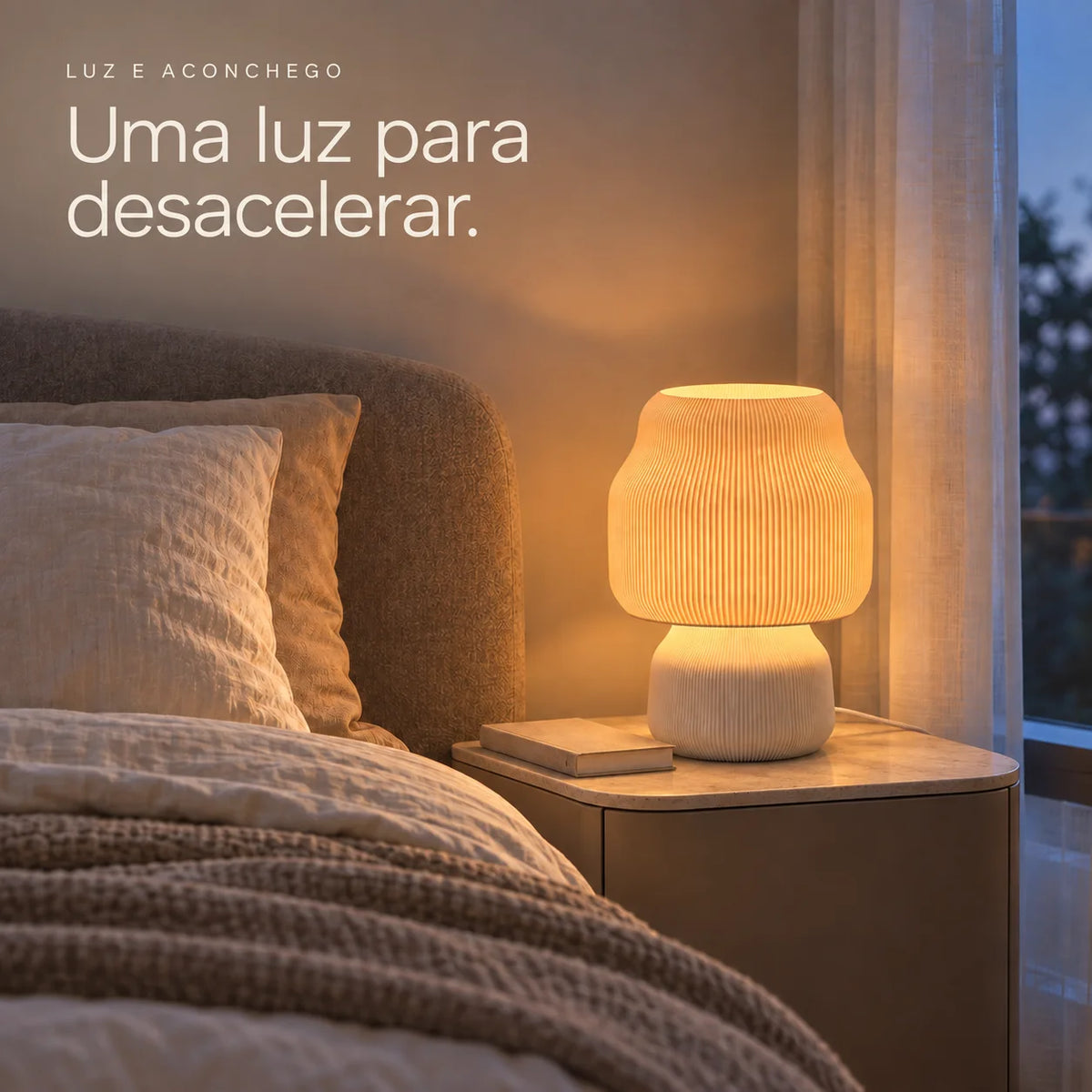 Abajur Numa iluminando o quarto no fim do dia