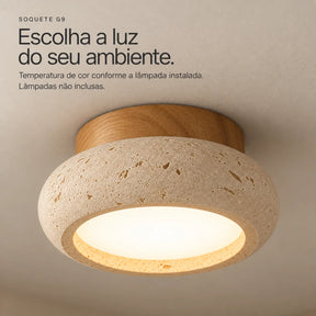 Plafon Nagi com soquete G9 e luz quente sobre o difusor branco