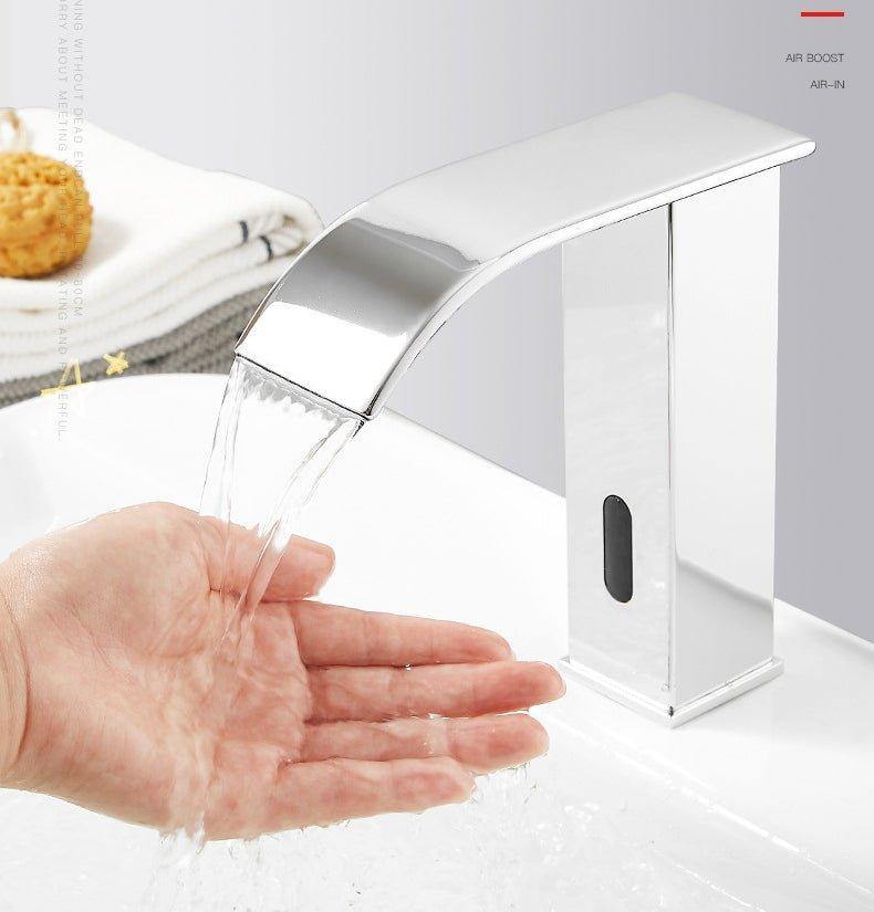 Torneira para Banheiro com Sensor Touch - Futura - Neohousi